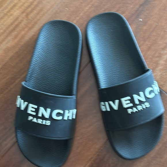 Authentic Givenchy Slides - Picture 1 of 3